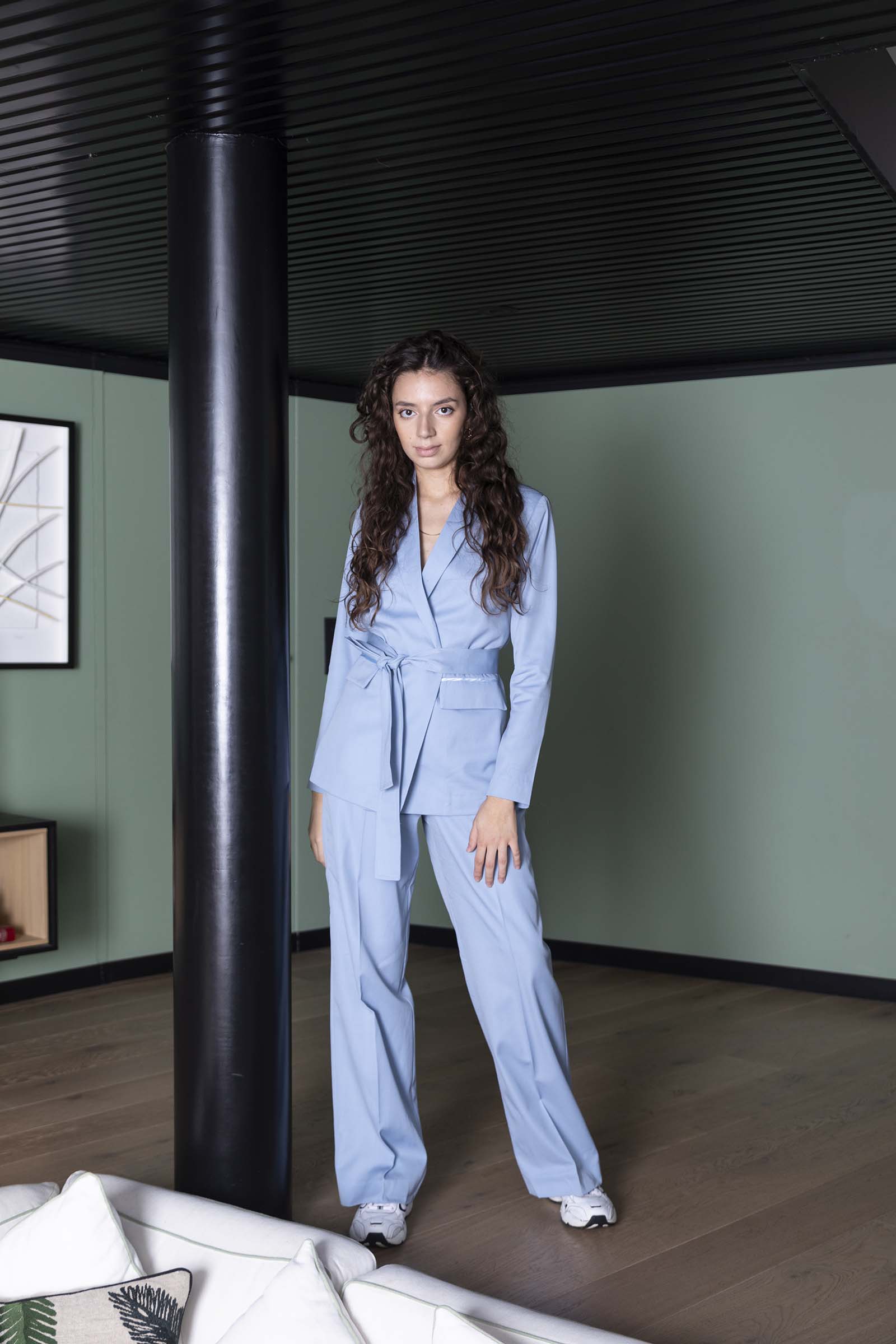 L'intemporel pantalon taille haute