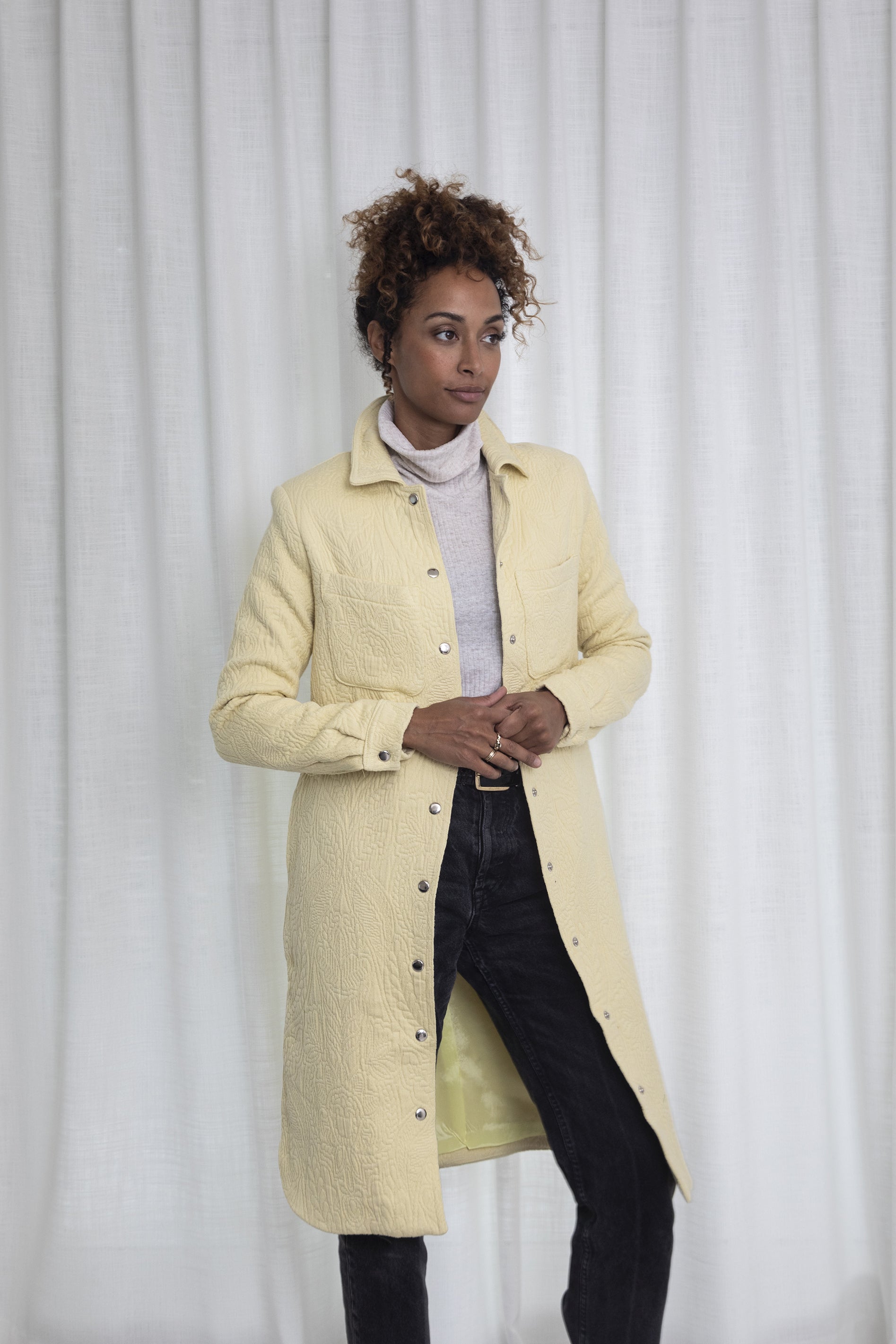 Veste longue matelassée fleurie
