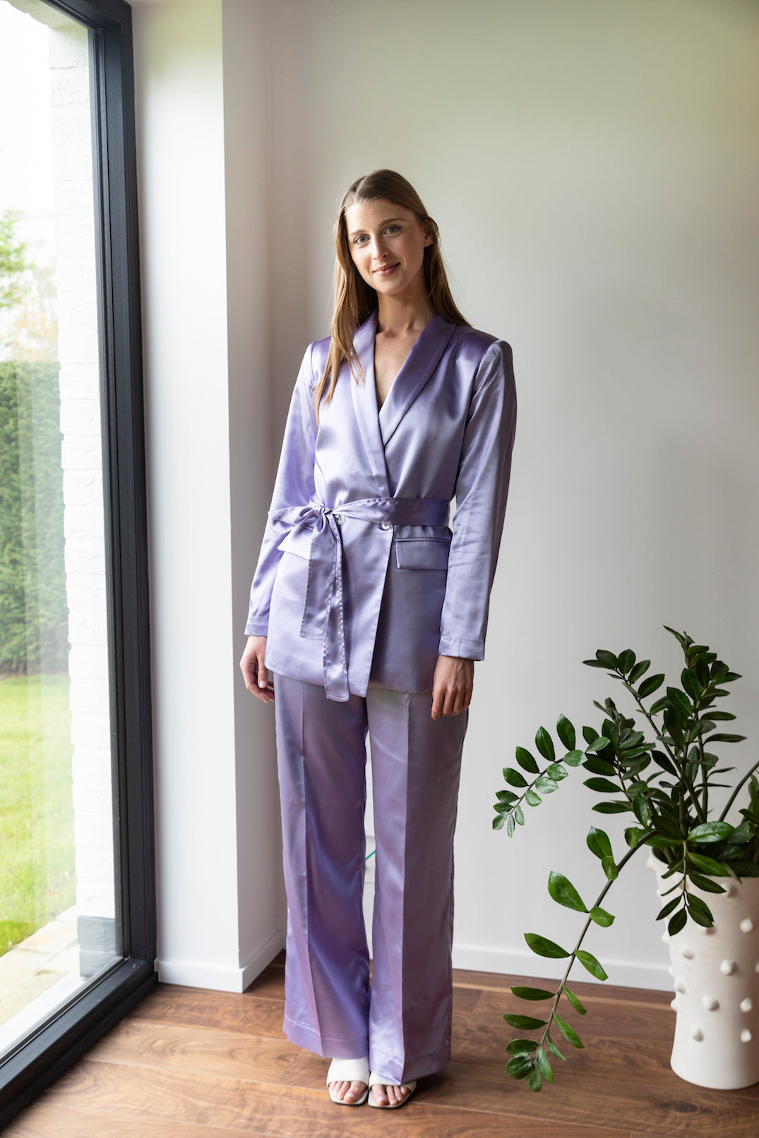 Blazer tailleur intemporel satiné