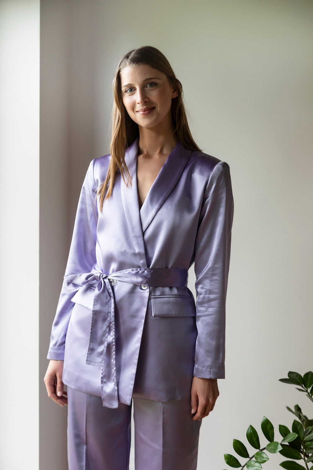 Blazer tailleur intemporel satiné