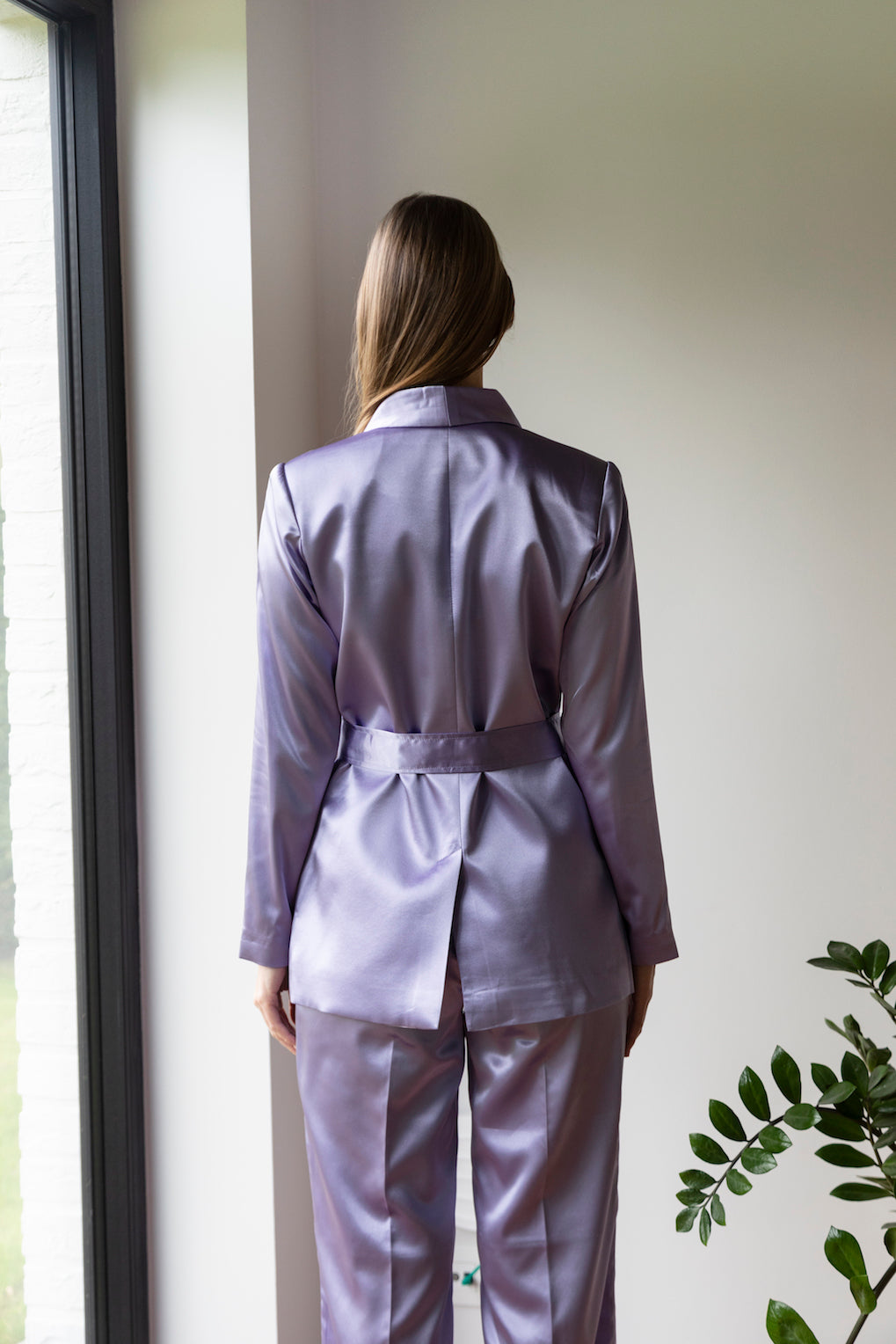 Blazer tailleur intemporel satiné