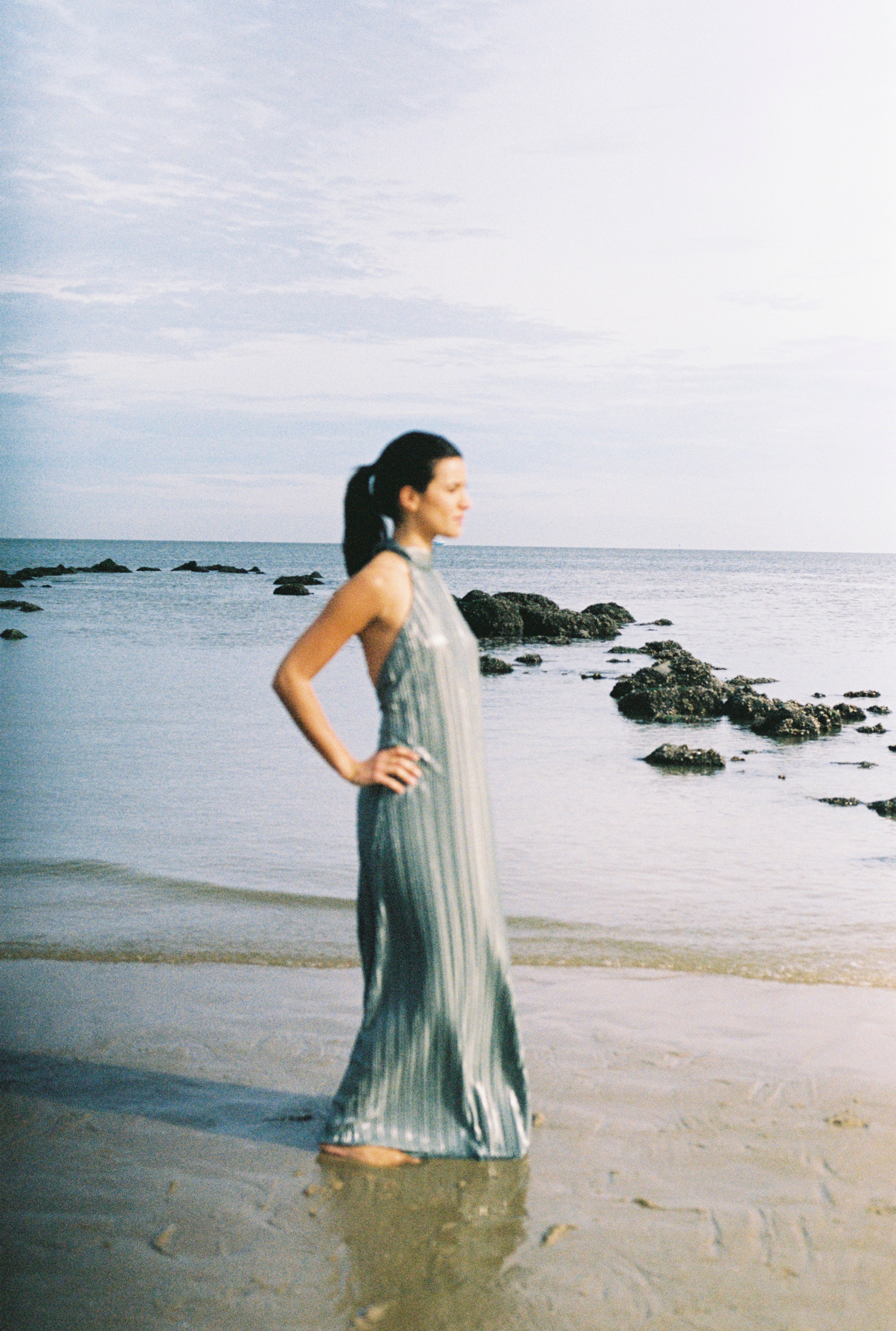 Robe longue plissée