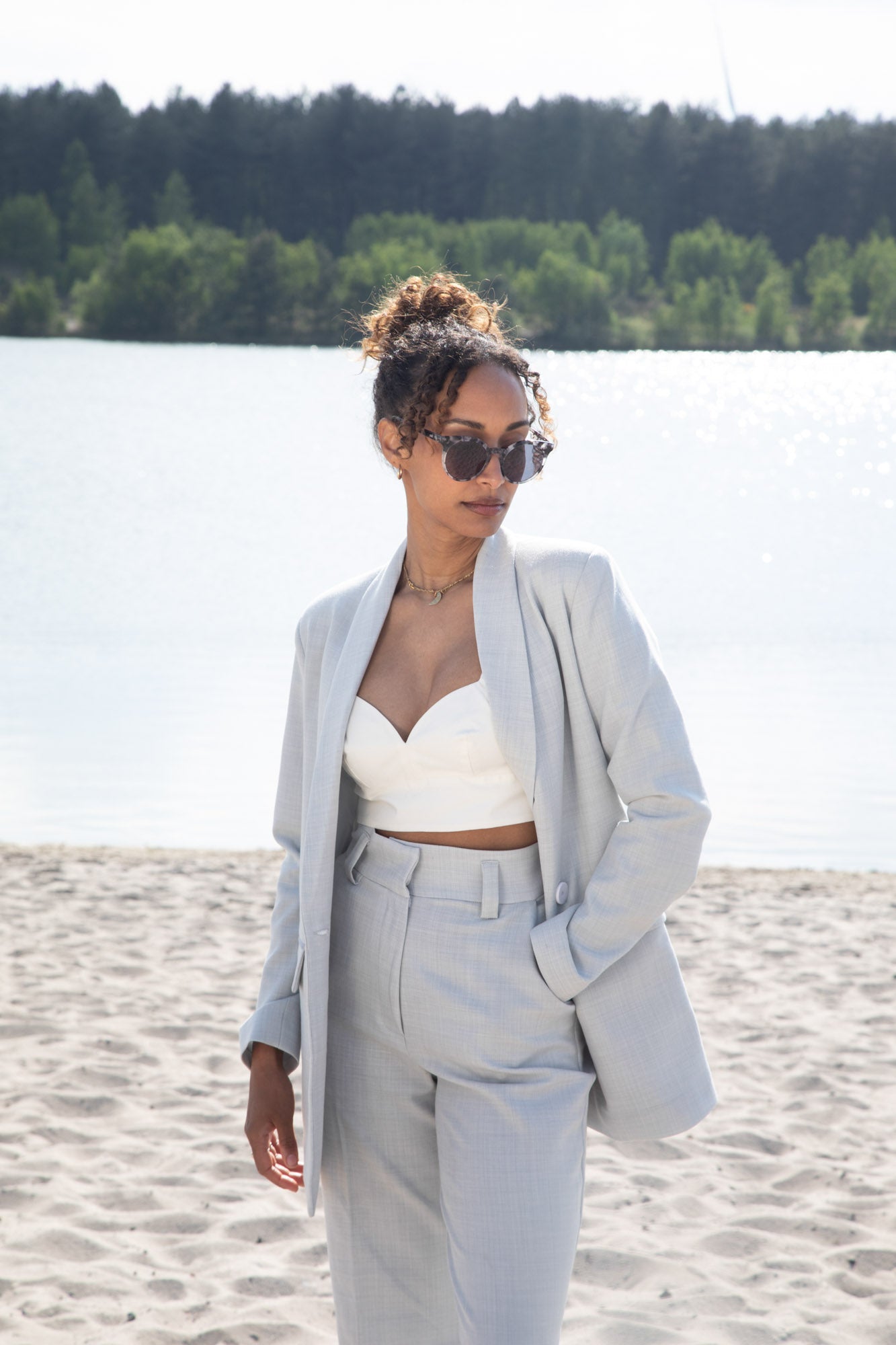 L'intemporel pantalon taille haute