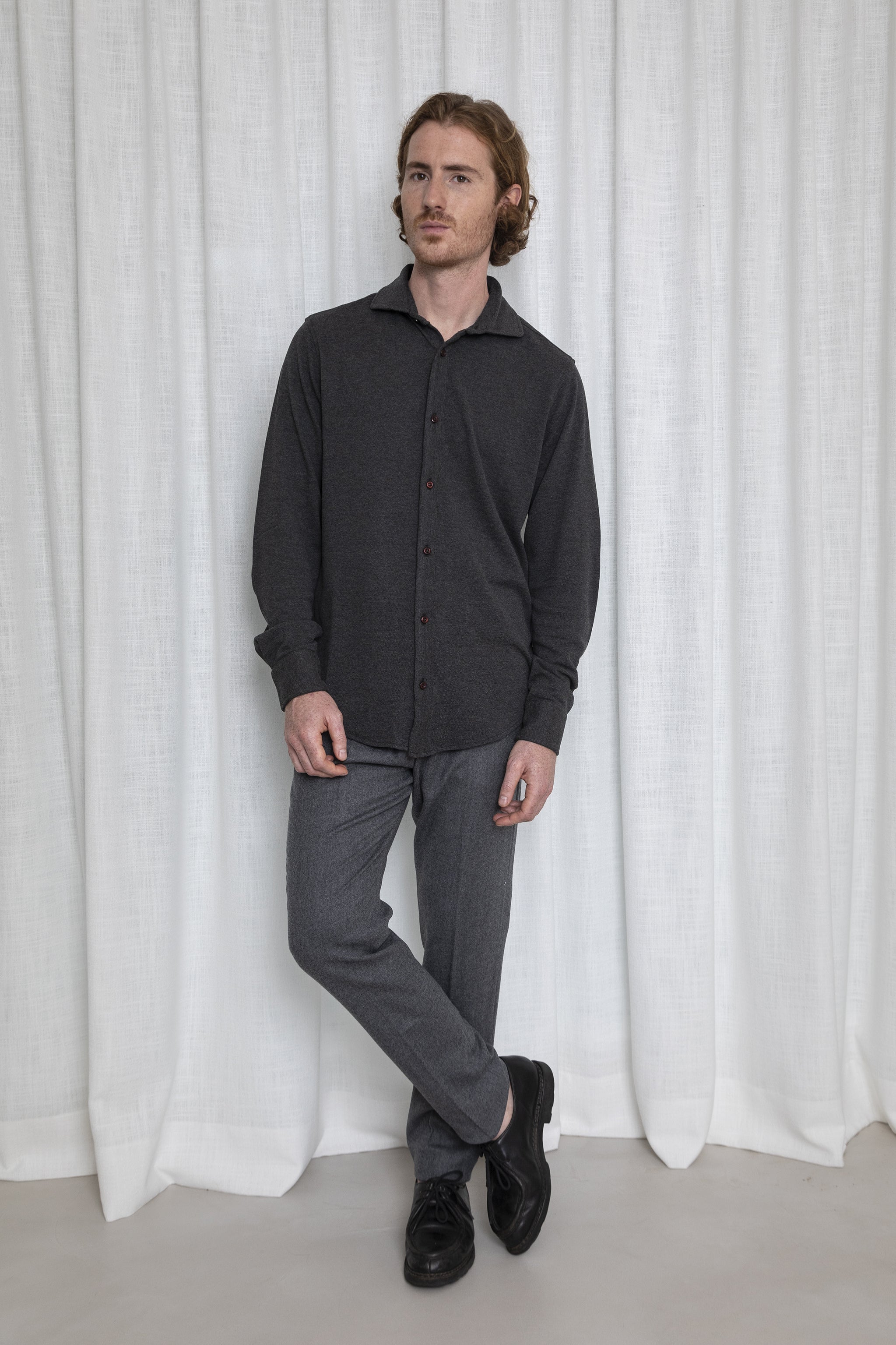 Chemise col Thomas confortable grise anthracite